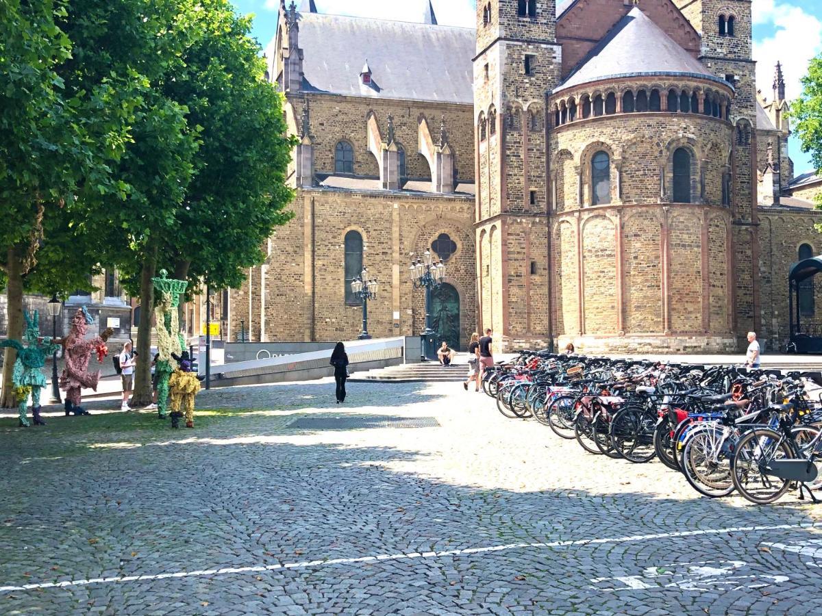 Accademia00 Panzió Maastricht Kültér fotó